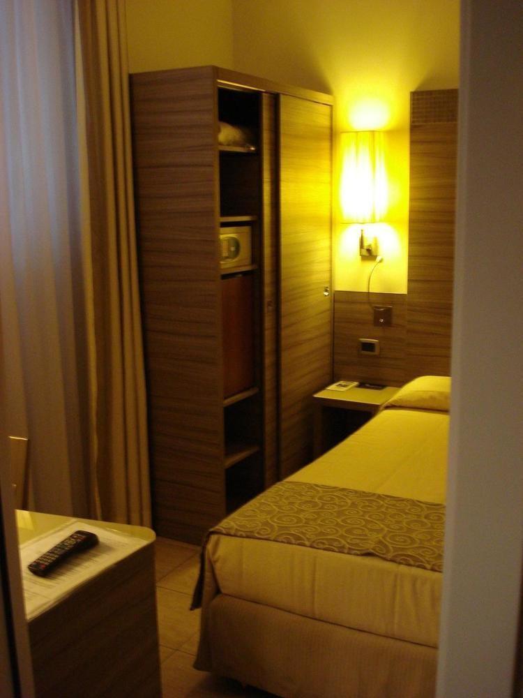 Morrisson Exclusive Rooms Roma Eksteriør bilde