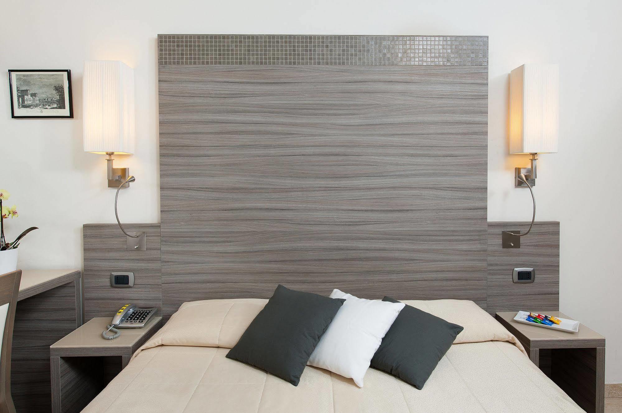 Morrisson Exclusive Rooms Roma Eksteriør bilde